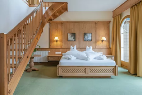 Turm Suite Schlafbereich - Hotel Kerschdorfer, Kaltenbach Zillertal