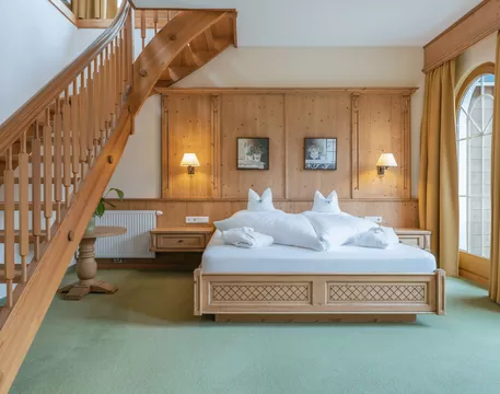 Turm Suite Schlafbereich - Hotel Kerschdorfer, Kaltenbach Zillertal