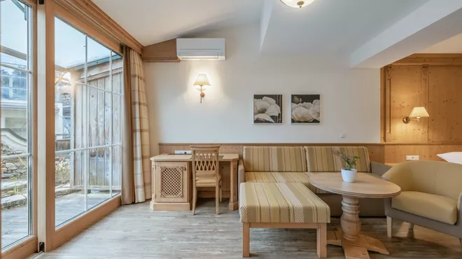 Hotel Kerschdorfer Zillertal Juniorsuite Tirol Sitzecke