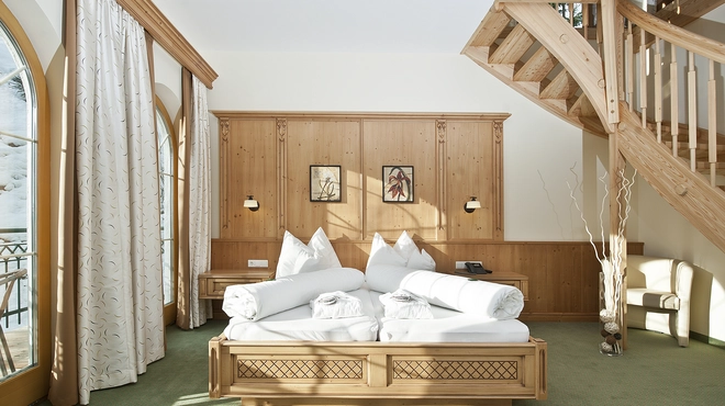 Hotel Kerschdorfer Zillertal Panorama Suite Bett