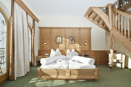 Hotel Kerschdorfer Zillertal Panorama Suite Bett